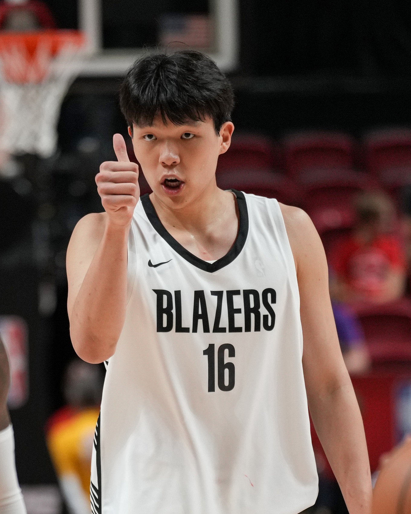 状态越来越好！雷火媒体人：杨瀚森三分回应 他的远投真是自信发炮